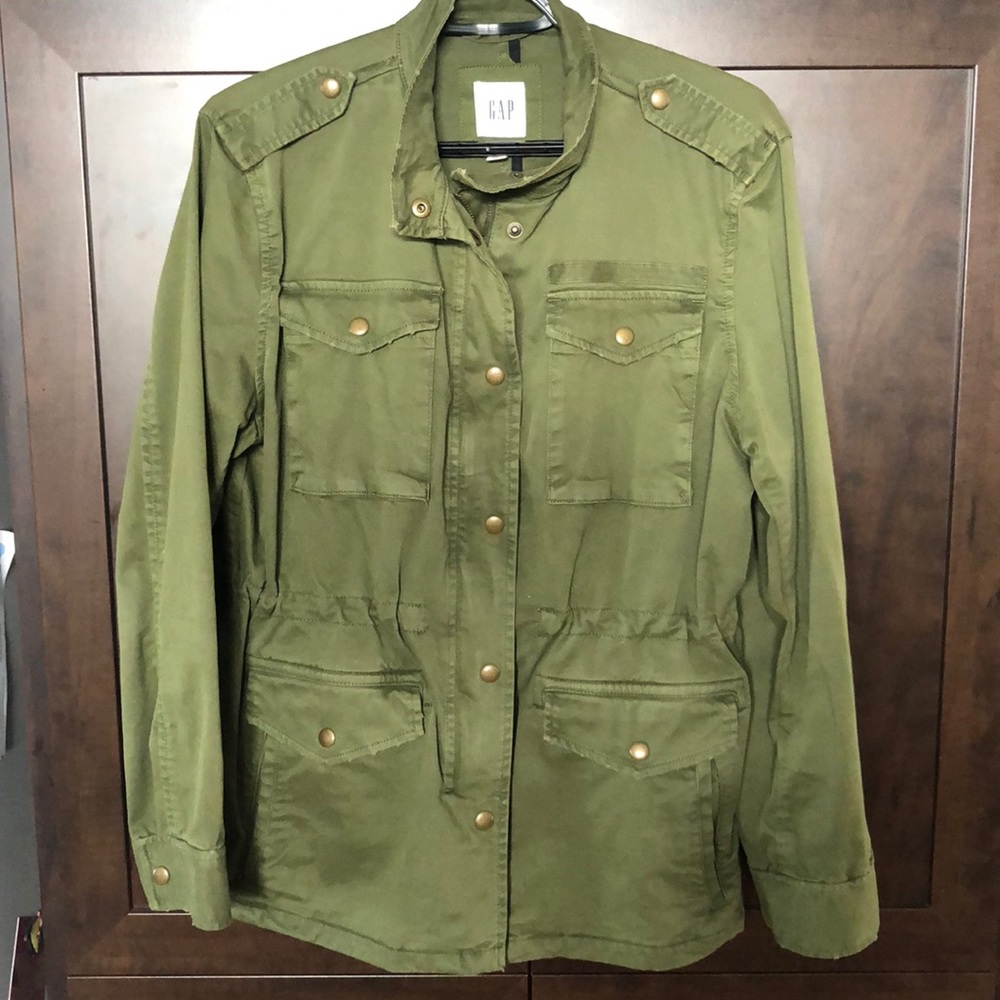 Medium GAP Jacket